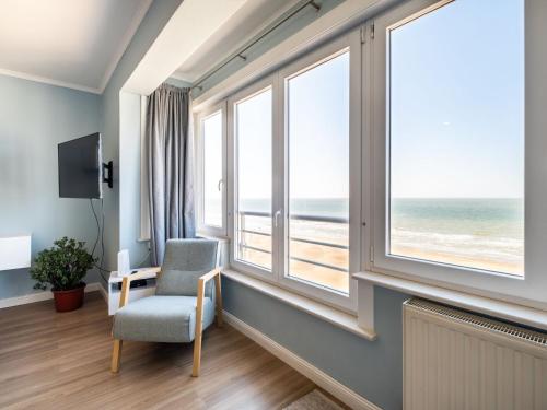 Triton 502 Completely renovated apartment with fantastic sea views