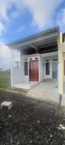 Alvaiz home