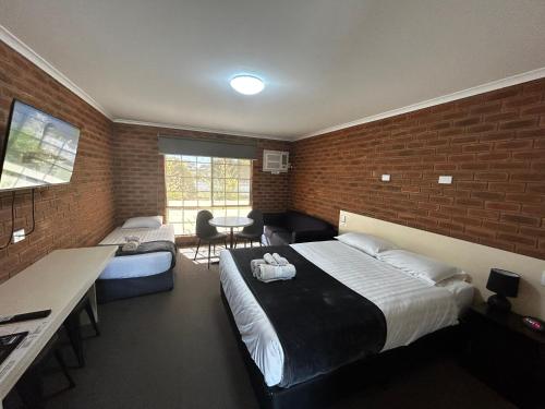 Balranald Colony Inn Motel in Balranald