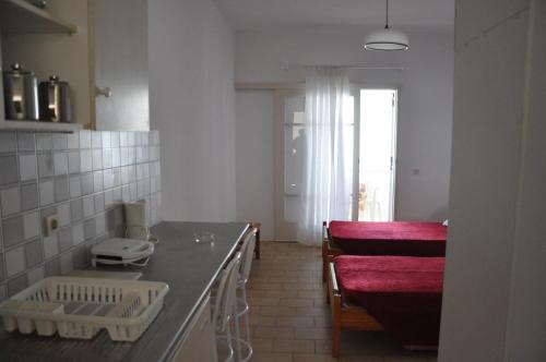 Koskinas Apartments - image 2