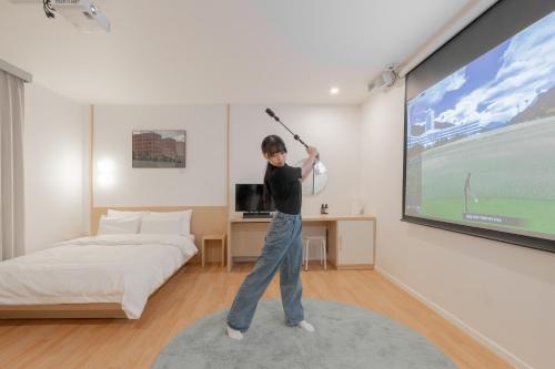 Deluxe Double Room with Golf Game