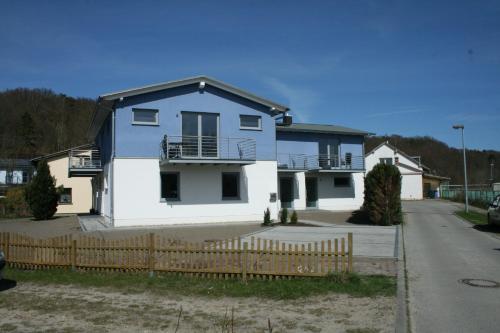 Bejárat, Lietzow Appartementhaus Möwe Haus Möwe - Ferienwohnung 5 "Heringsmöwe" (Lietzow Appartementhaus Mowe Haus Mowe - Ferienwohnung 5 "Heringsmowe") in Lietzow