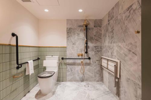 The Sarah by Urban Rest - image 14