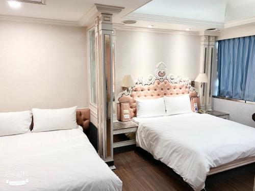 room detail thumbnail 0