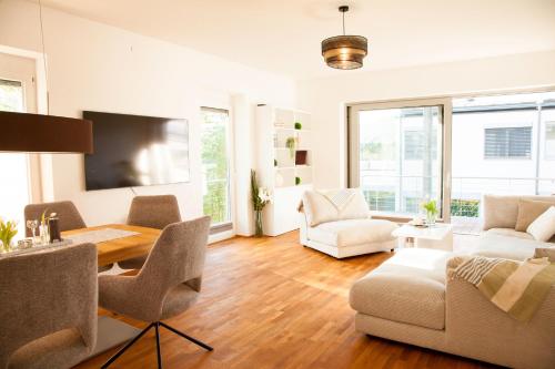 Top! Exklusive Seewohnung in Velden wahlweise mit Motorboot
