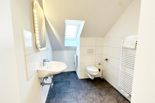 크레펠트 Suite-Apartment zentral in Krefeld mit hohen Decken 4성급 싱글룸 부대시설
