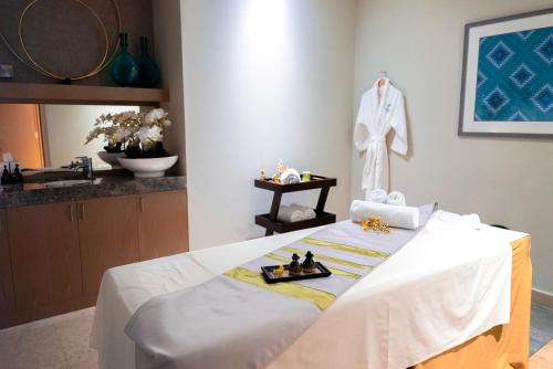 Holiday Inn & Suites - Dubai Festival City by IHG, Dubaj (fotografie 6)
