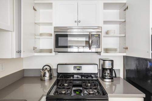 Santa Monica 1BR w Rooftop nr Santa Monica Pier LAX-297, Los Angeles (fotografie 7)