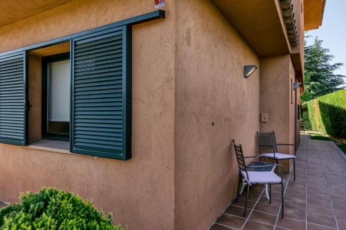 Villa Brenda Torremirona Resort