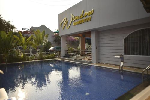 Window Homestay - 수영장