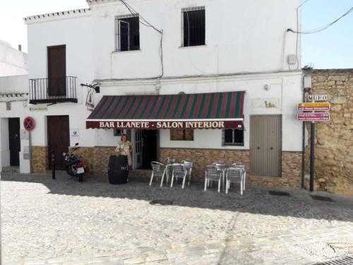 Medina Sidonia, luxury historic modern townhouse, swimming pool, terraces, sea view.