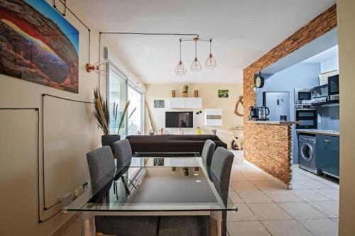 L'Odyssee, Appt 4 pers, parking prive, Wifi in La Lironde