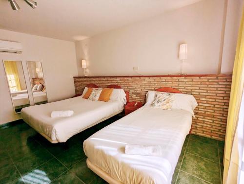 Hotel Moregón - image 6