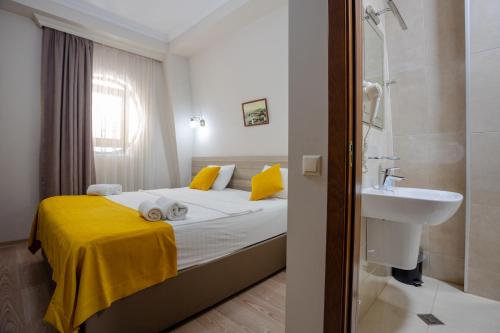 Daisi Sunset Hotel – Batumi, IL