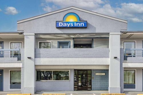 Days Inn by Wyndham Raleigh Glenwood-Crabtree