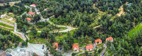 Graneroverde Resort in Bcharre