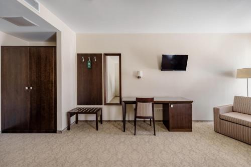 Euterpe Hotel - image 5