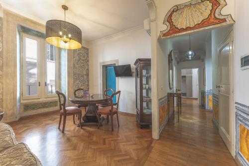 Palazzo Pamphili Lecca di Guevara, Rom (Foto 4)