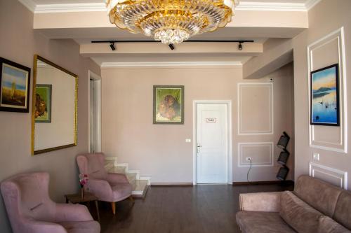 British Hotel Korce - image 7