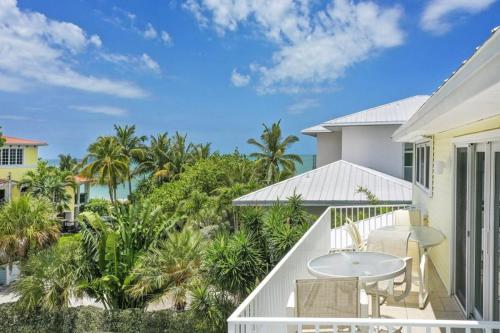 Sandy Seas Villa - main image