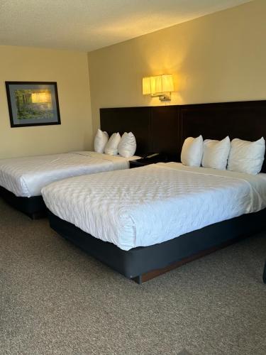 Ambassador Inn "WEEKLY RATE AVAILABLE" in Perryton (TX)