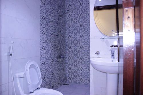Triple Room image 7