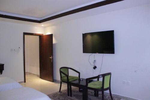 Triple Room image 3