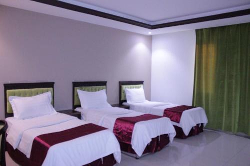 Triple Room room in Altamyoiz serviced Apartments