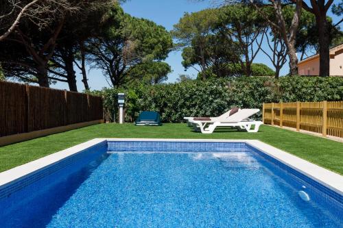 Villas con piscina a 120m de la Playa de Pals by La Costa Resort