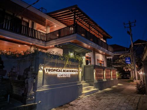 Tropical Beach House Bali 1