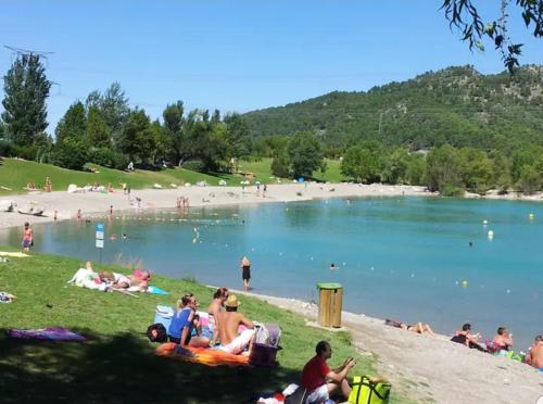 La Bastide de l'Oliveraie -Jacuzzi privé en option