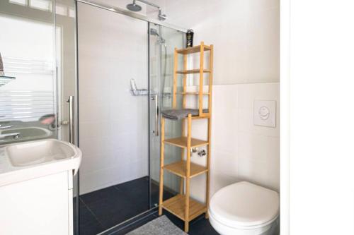 Admiral Pearl Admiral Pearl