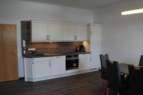 Kurhaus Nordstrand - exklusive Ferienwohnung 45494 239m von Ostseebad Göhren entfernt