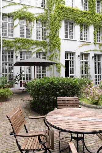 455196207 Small Luxury Hotel De Witte Lelie