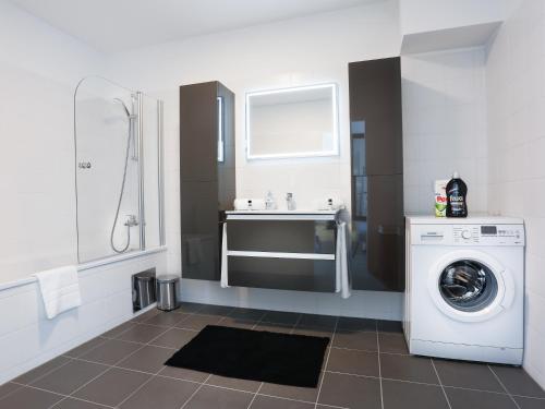 SKY9 Penthouse Apartments - image 13