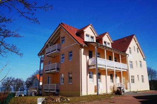 Villa Bergfrieden Ferienwohnung 45428 253m von Göhren entfernt