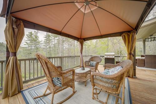 Spacious Lake Glenville Getaway with Deck! in Cullowhee, USA