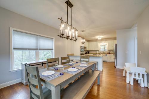 Spacious Lake Glenville Getaway with Deck! in Cullowhee, USA