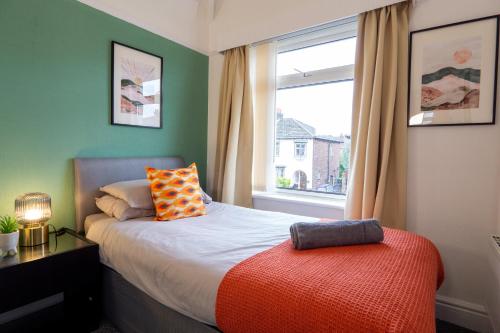 Strawberry Fields House - Air Host & Stay - 3 Bedroom, Liverpool (photo 6)