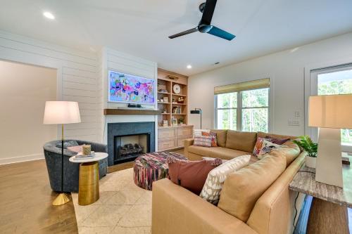 Clemson Home Near Memorial Stadium, Lake Hartwell! in Clemson, USA
