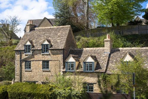 ทัศนียภาพภายนอกโรงแรม, The Royal Oak Tetbury in เท็ทบูรีย์