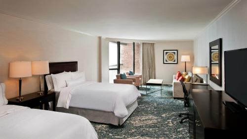 2 double beds