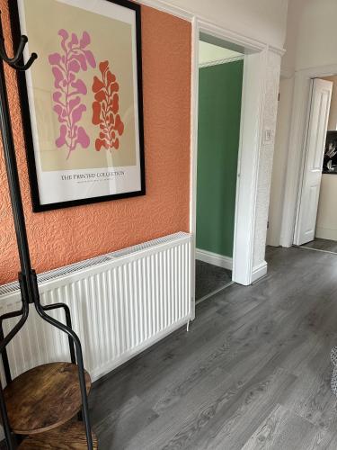 A szálláshely kívülről, Strawberry Fields House - Air Host & Stay - 3 Bedroom in Halewood