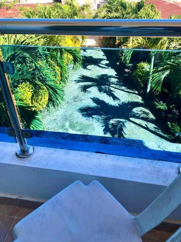 حديقة, Casa Linda - 10 mins from Beach & Lagoon with AC & Free Parking in Cabrera