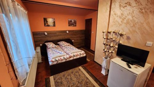 Guest House PIP - image 2