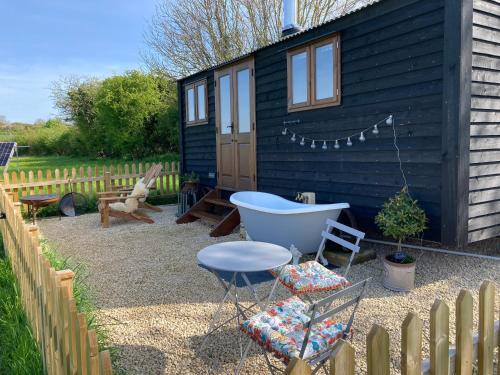 Marsh Farm Glamping Shepherd Hut - Hotel - Langport