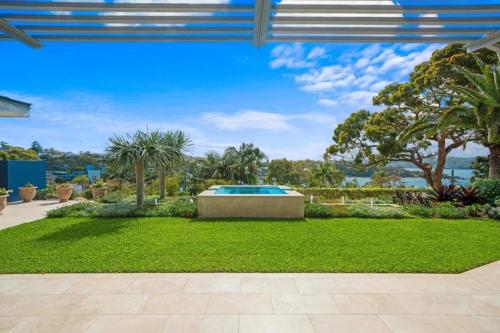 One of the finest luxury villa to rent in Point Piper