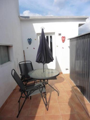 Lovely 1 bedroom apartment with kitchen and pool