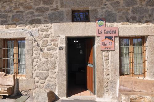 La Cantina casas rurales paredes