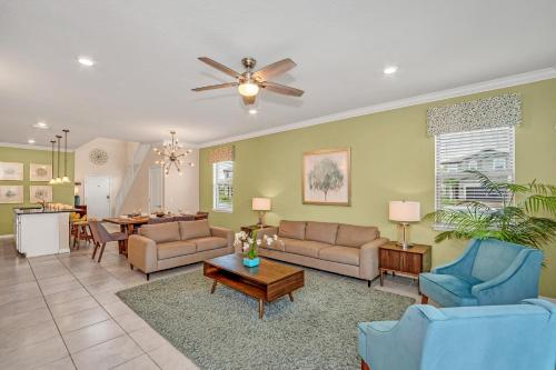 5532 Misty Oak Circle